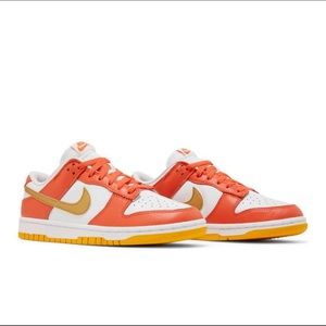 wmns dunk low